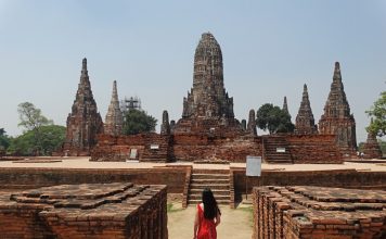 O que fazer em Ayutthaya - visitar o templo Wat Chaiwatthanaram